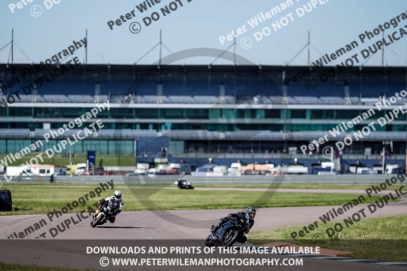 Rockingham no limits trackday;enduro digital images;event digital images;eventdigitalimages;no limits trackdays;peter wileman photography;racing digital images;rockingham raceway northamptonshire;rockingham trackday photographs;trackday digital images;trackday photos